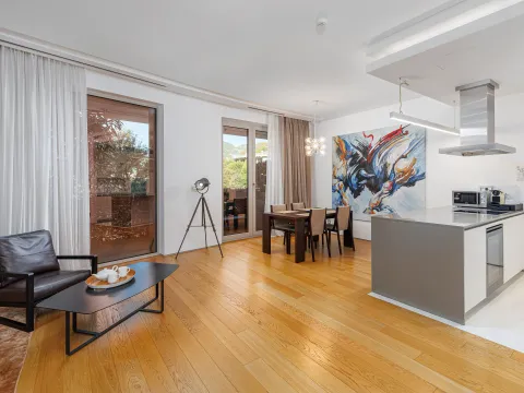 Sale, one bedroom apartment, 99m², Dukley Gardens, Budva - image 4