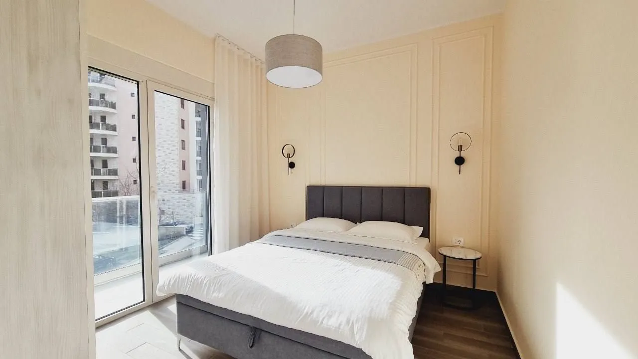 Rent, one bedroom apartment, 49m², Bečići, Budva