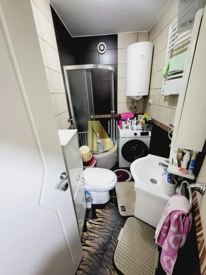 Prodaja, dvosoban stan, 40m², Stari grad, Novi Sad