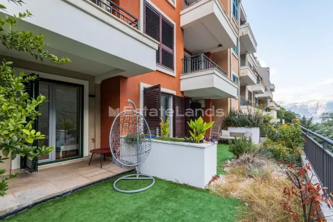 Prodaja, trosoban stan, 97m², Morinj, Kotor - image 15
