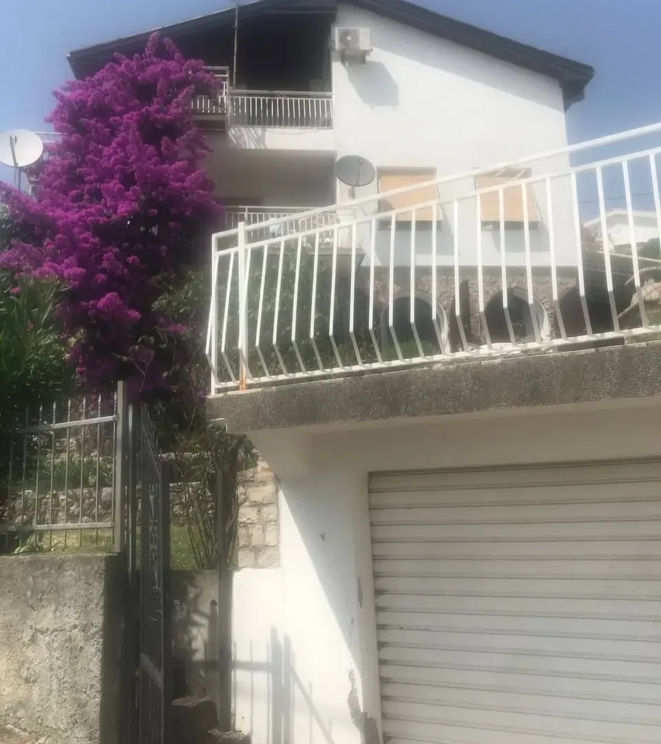 Sale, house, 196m², Dobra Voda, Budva