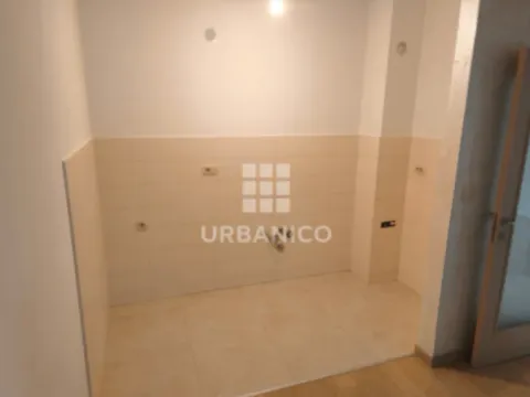 Prodaja, jednosoban stan, 47m², City Kvart, Podgorica - image 2