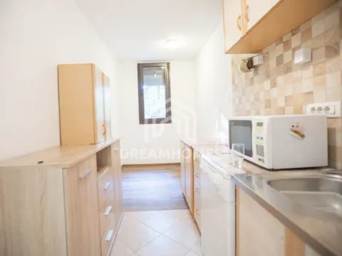 Izdavanje, poslovni prostor, 80m², Blok 5, Podgorica - image 3