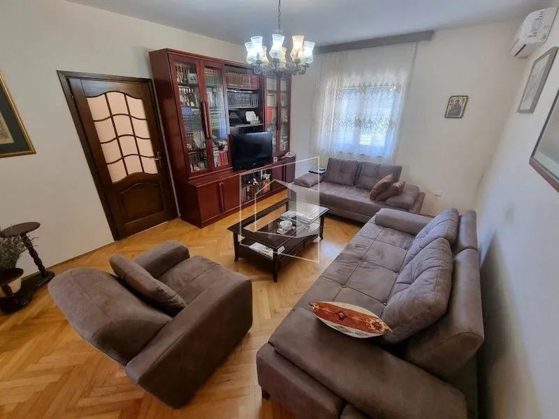 Rent, office space, 67m², Stari Aerodrom, Podgorica