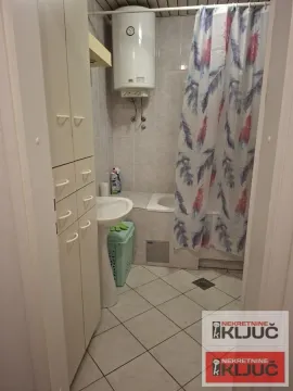 Izdavanje, dvosoban stan, 65m², Kej, Novi Sad Sve Podlokacije - image 9