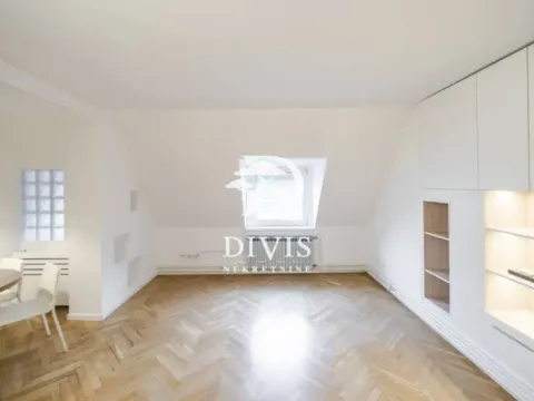 Prodaja, trosoban stan, 83m², Stari Grad, Beograd - image 2
