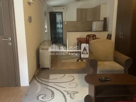 Stan in Kalenić Pijaca