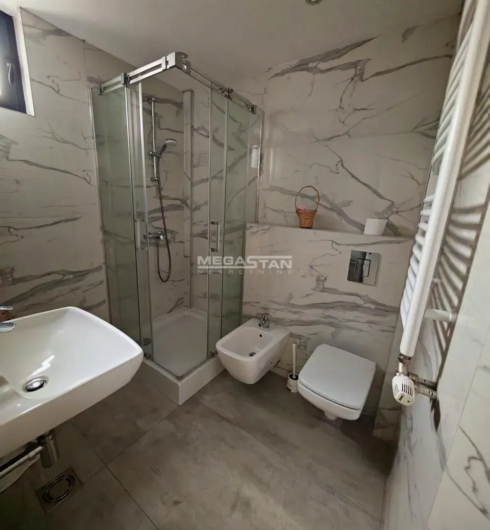 Sale, four bedroom apartment, 100m², Autokomanda, Voždovac Sve Podlokacije