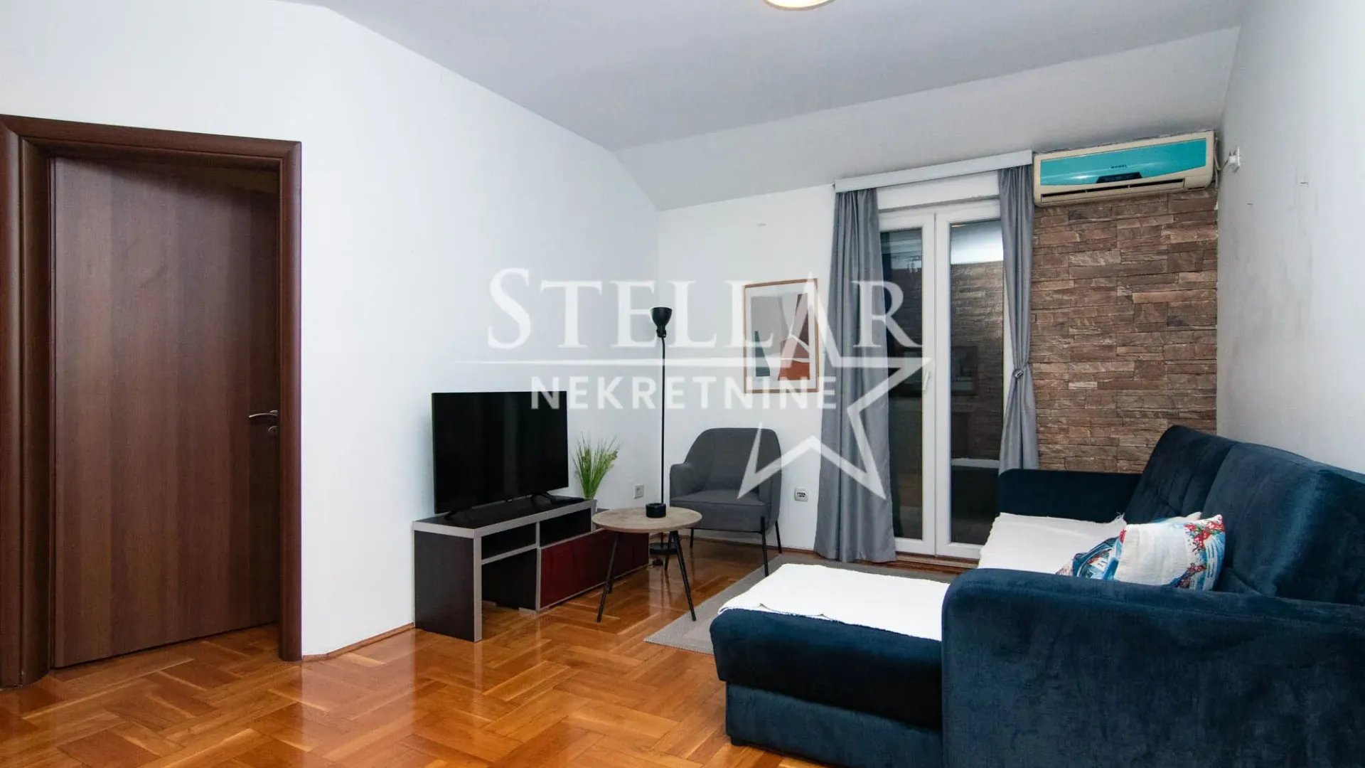 Izdavanje, jednosoban stan, 42m², City Kvart, Podgorica