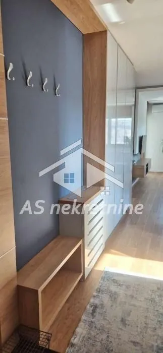 Izdavanje, dvosoban stan, 53m², Autokomanda, Voždovac Sve Podlokacije