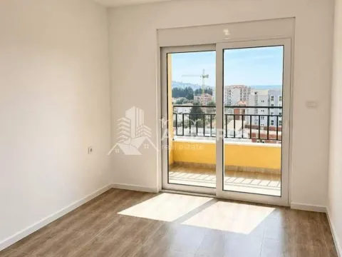 Sale, one bedroom apartment, 462m², Šušanj, Bar - image 3