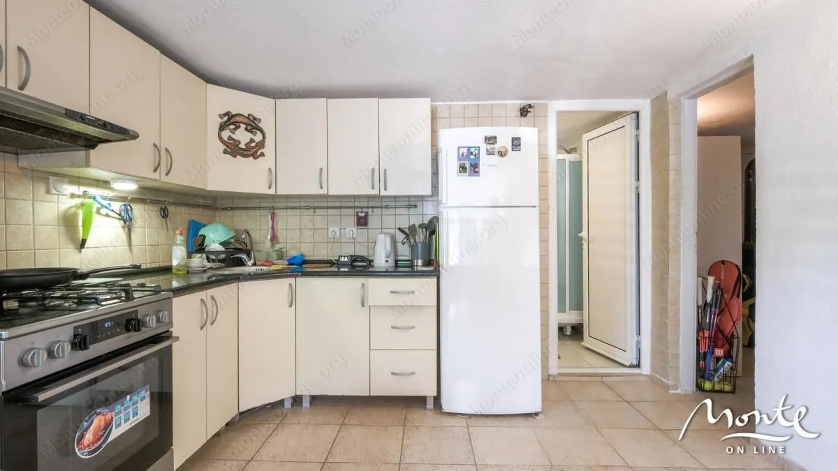 Prodaja, kuća, 100m², Stoliv, Kotor