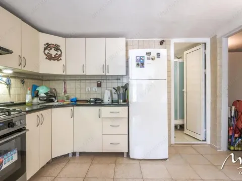 Sale, house, 100m², Stoliv, Kotor - image 14