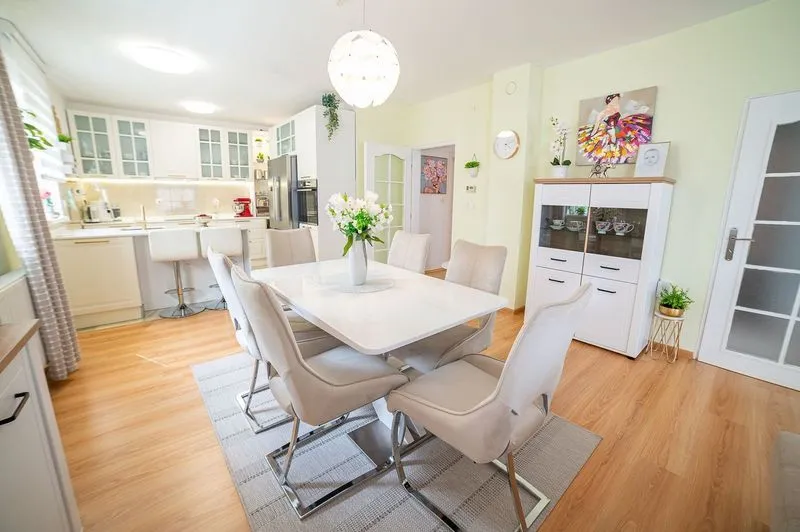 Prodaja, kuća, 178m², Klisa, Novi Sad Sve Podlokacije