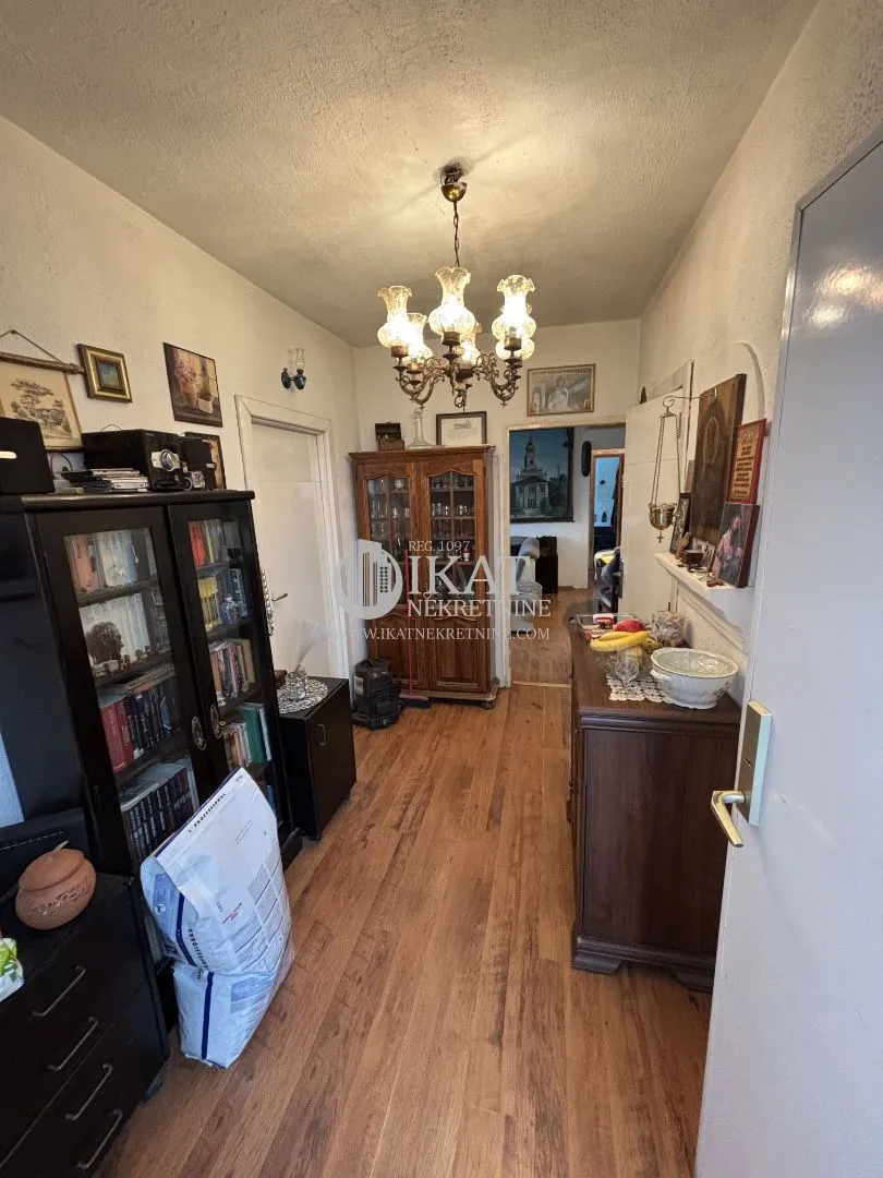 Sale, three bedroom apartment, 77m², Brace Jerković, Voždovac Sve Podlokacije