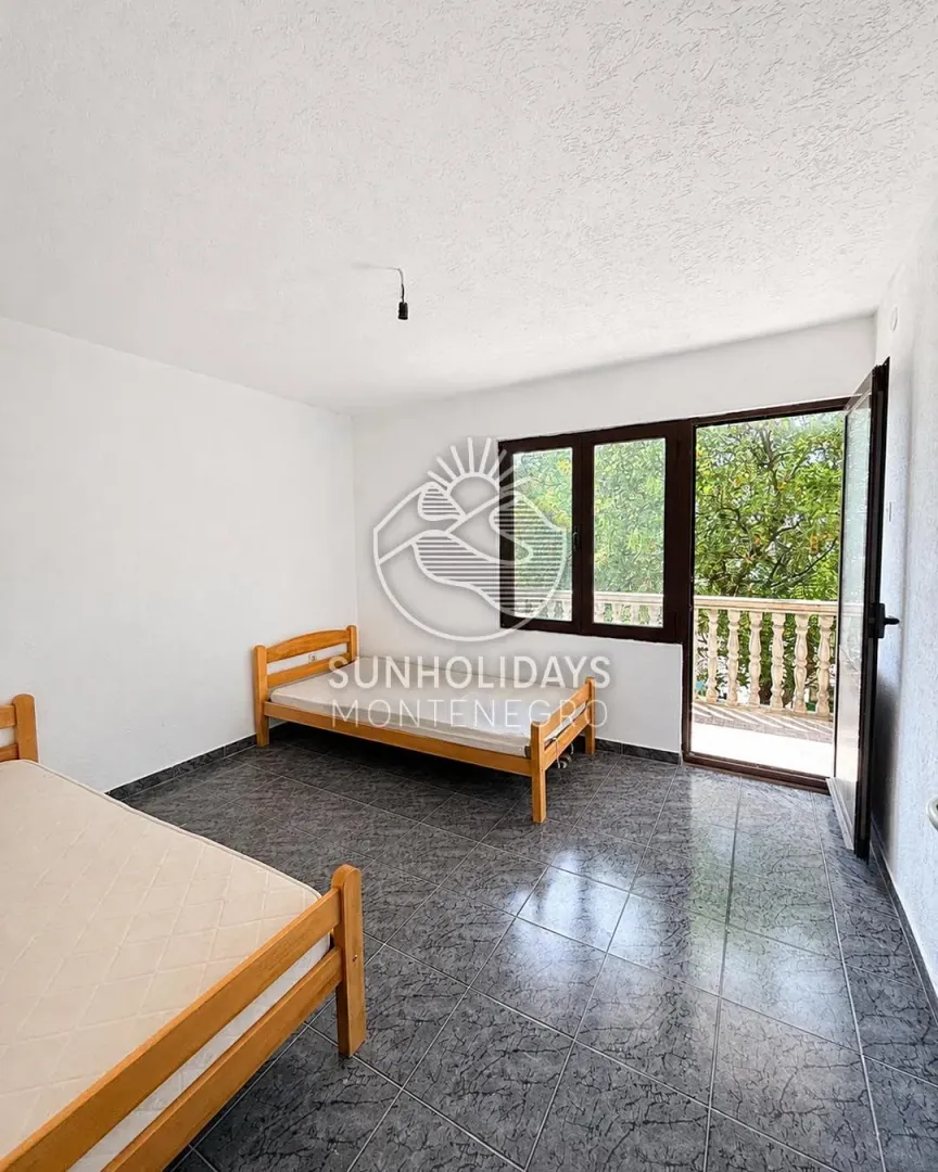 Prodaja, kuća, 150m², Dubrava, Bar