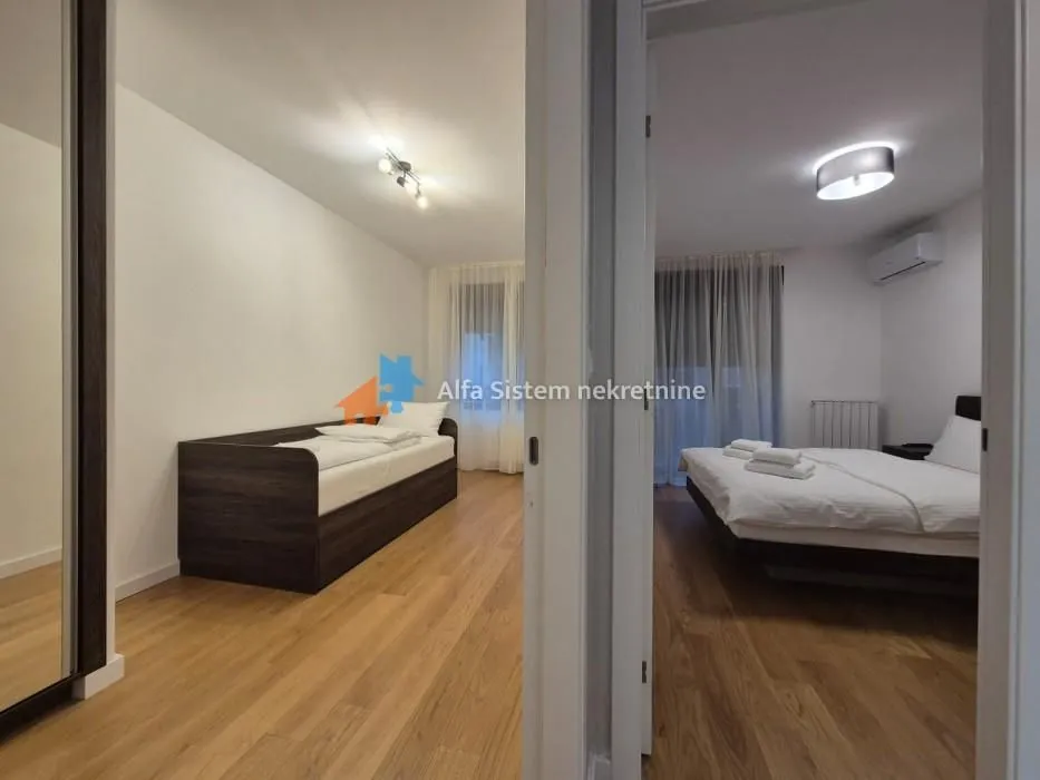 Izdavanje, trosoban stan, 95m², Trošarina, Voždovac Sve Podlokacije