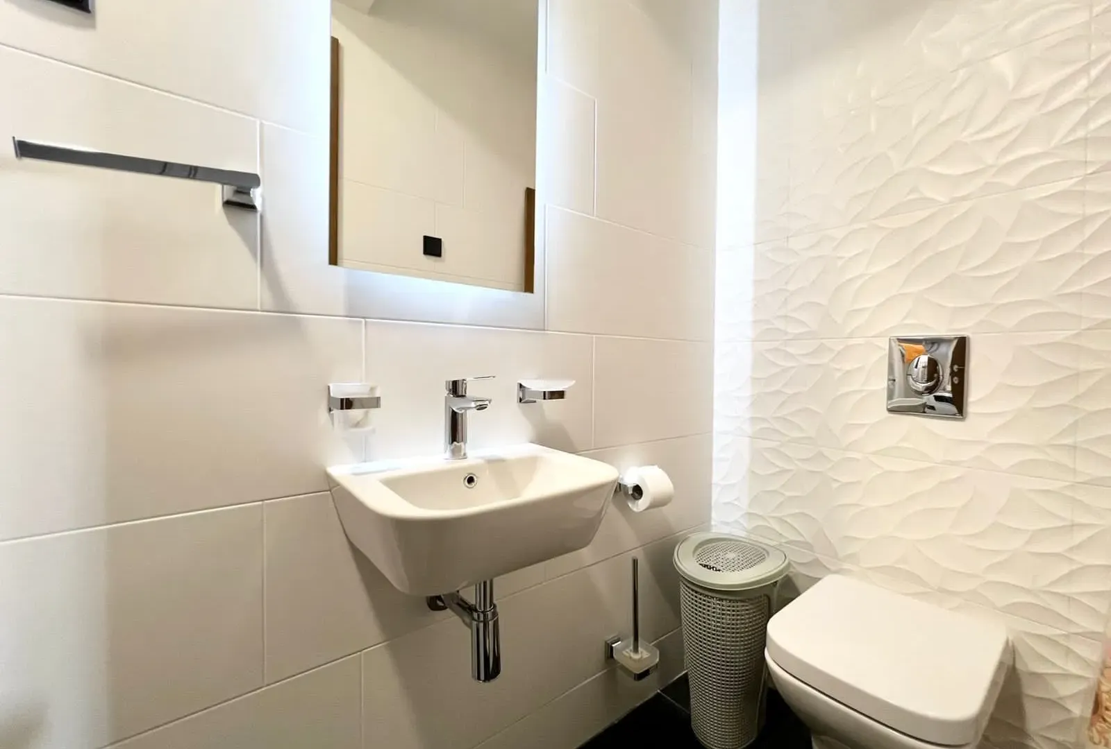 Izdavanje, dvosoban stan, 70m², Ljubović, Podgorica