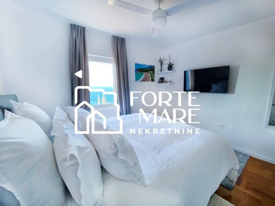 Prodaja, kuća, 250m², Blizikuće, Budva