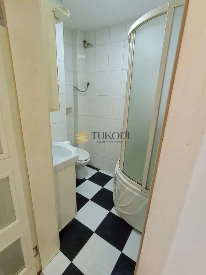 Prodaja, jednosoban stan, 36m², Stari grad, Novi Sad