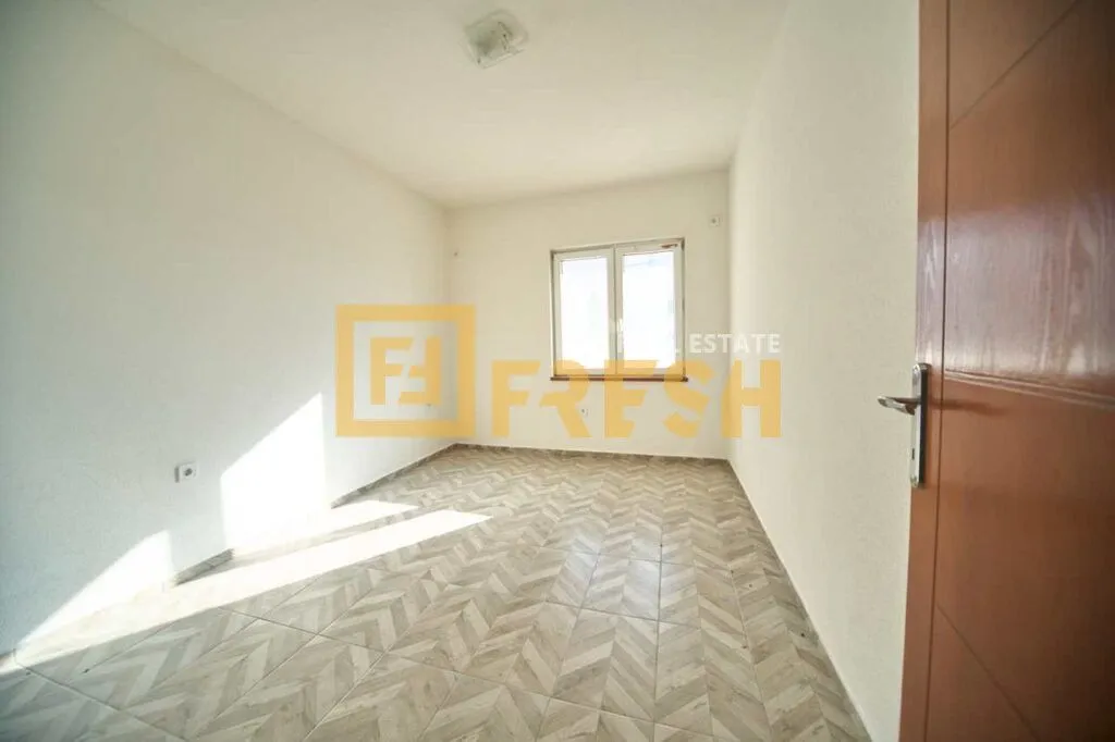 Prodaja, dvosoban stan, 68m², Bar, Crna Gora