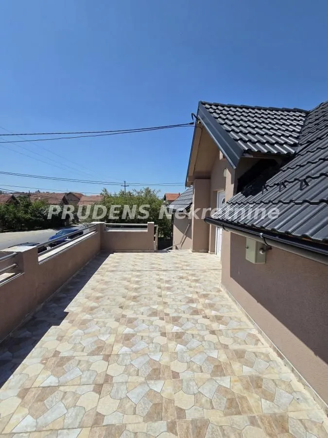 Sale, house, 210m², Surčin, Beograd