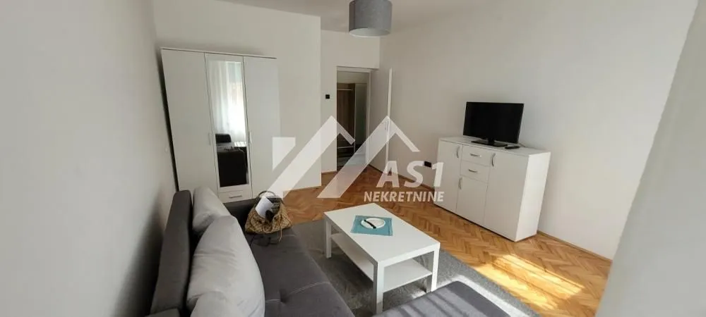 Izdavanje, jednosoban stan, 42m², Novi Sad Sve Podlokacije, Novi Sad