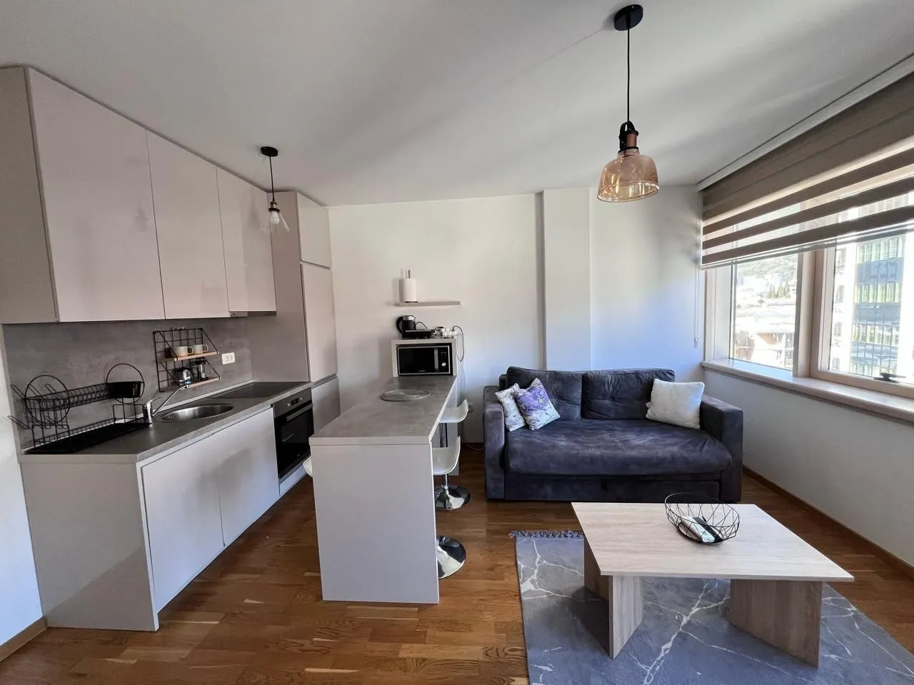 Rent, one bedroom apartment, 50m², Centar, Budva
