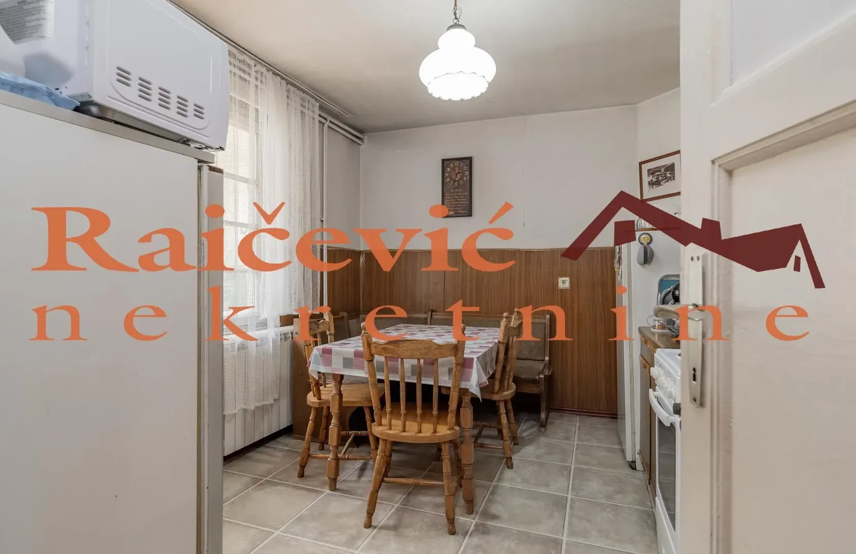 Prodaja, trosoban stan, 90m², Stari Grad, Beograd