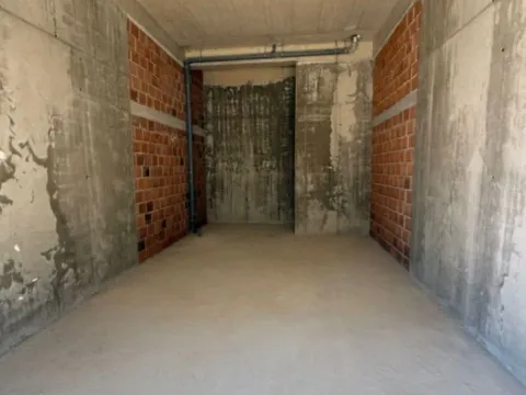 Izdavanje, poslovni prostor, 36m², New City, Podgorica - image 6