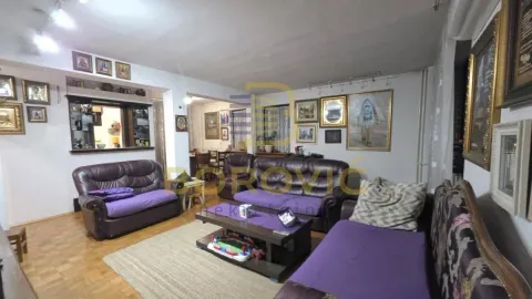 Prodaja, četvorosoban stan, 100m², Neimar, Vračar Sve Podlokacije - image 2