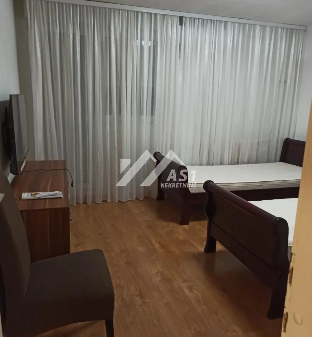 Izdavanje, stan, 28m², Liman 4, Novi Sad Sve Podlokacije