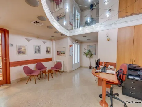 Sale, house, 285m², Bezanijska Kosa 1, Bežanijska Kosa Sve Podlokacije - image 3
