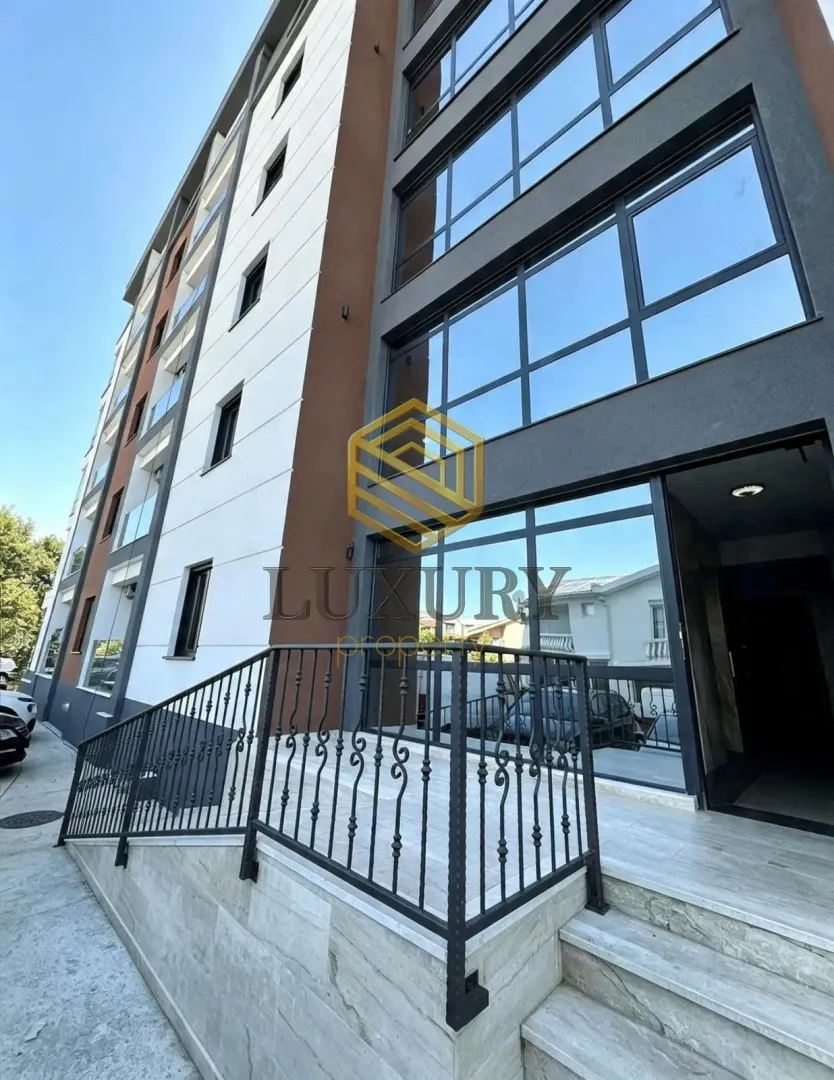 Prodaja, dvosoban stan, 51m², Central Point, Podgorica