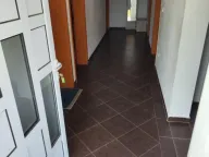 Izdavanje, trosoban stan, 120m², Polje, Bar - image 4