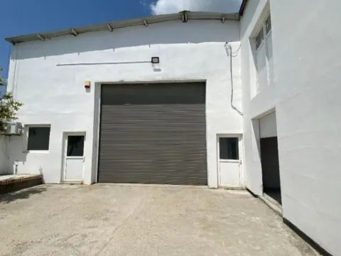 Izdavanje, poslovni prostor, 1700m², Ovča, Palilula Sve Podlokacije - image 13