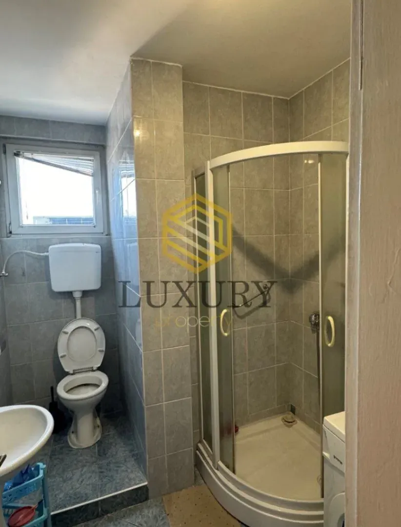 Izdavanje, jednosoban stan, 53m², Gintaš, Podgorica