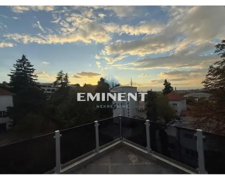 View from the terrace of the neighborhood and the sky at dusk. - image 8