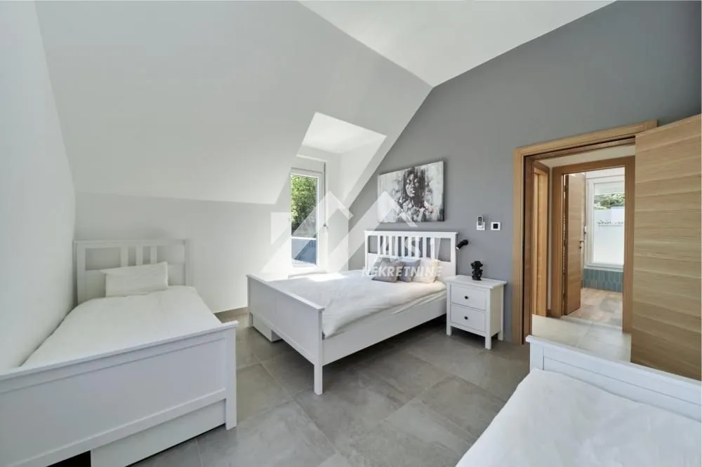 Rent, house, 350m², Sremski Karlovci, Novi Sad