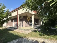 Izdavanje, kuća, 200m², Tološi, Podgorica - image 3