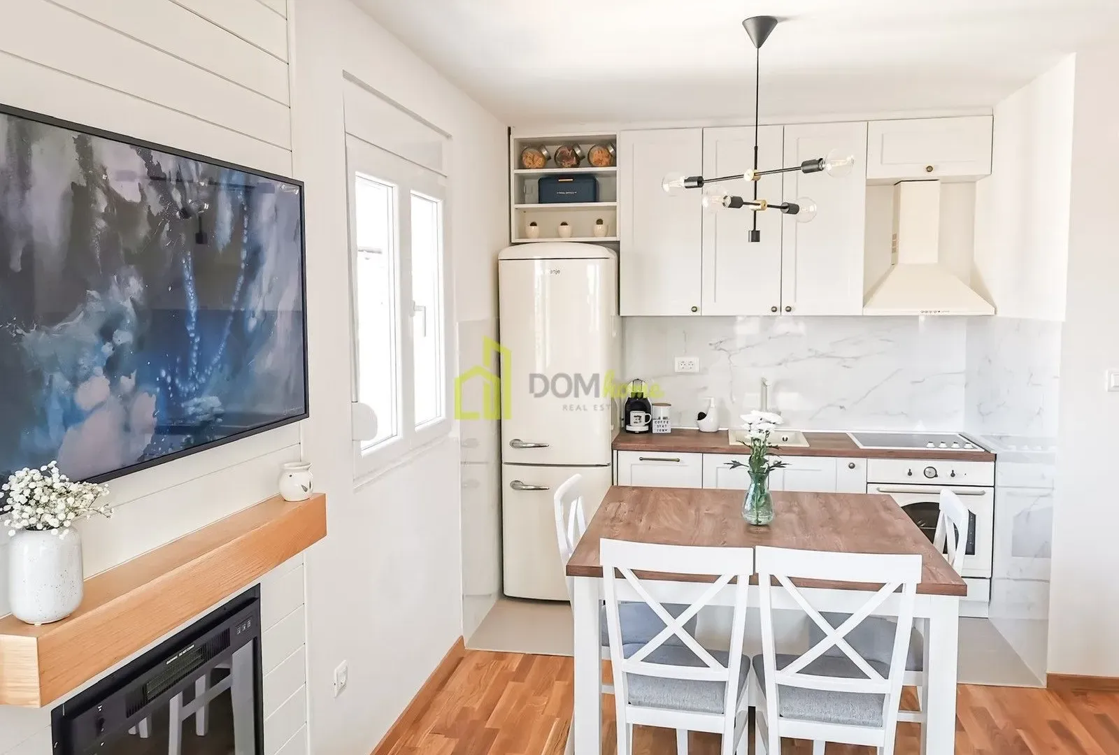 Prodaja, dvosoban stan, 61m², Ljubović, Podgorica