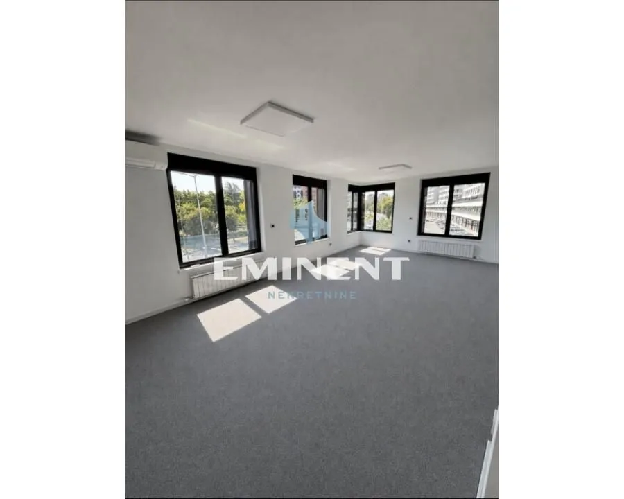Rent, apartment, 120m², Novi Beograd Blok 67, Novi Beograd Sve Podlokacije