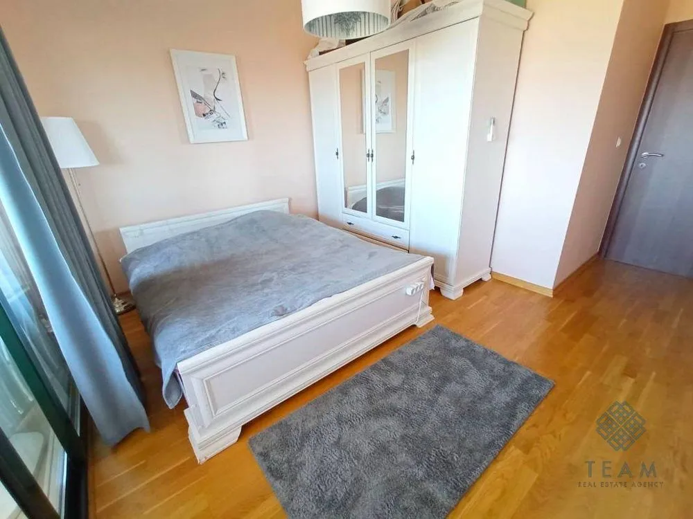 Prodaja, trosoban stan, 101m², Pržice, Kotor