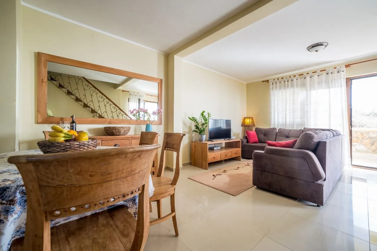 Sale, house, 200m², Krimovica, Kotor