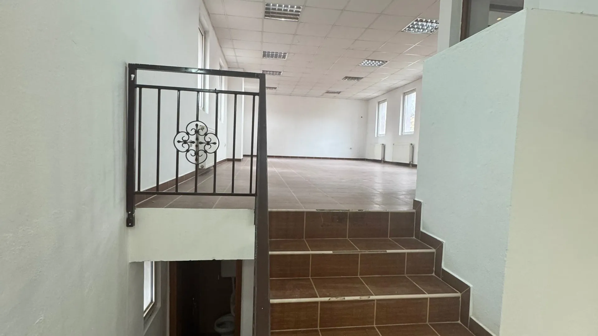 Rent, office space, 140m², Centar, Kolašin