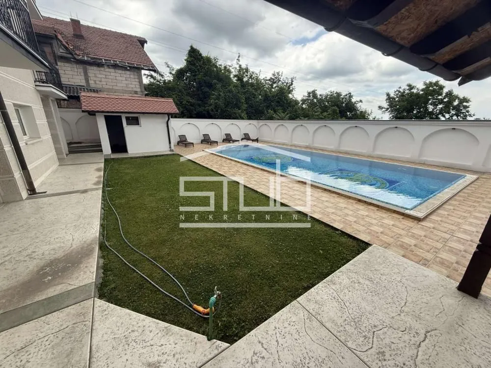 Sale, four bedroom apartment, 115m², Jajinci, Voždovac Sve Podlokacije