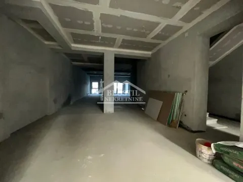 Izdavanje, poslovni prostor, 110m², Centar, Smederevo - image 12