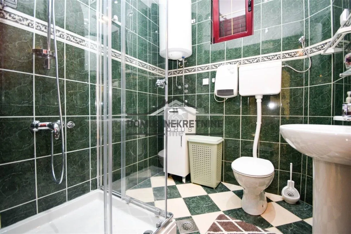 Rent, house, 200m², Donja Gorica, Podgorica