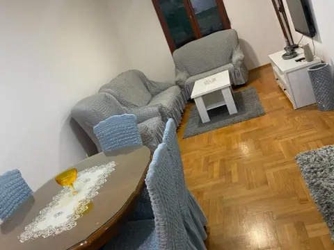 Rent, one bedroom apartment, 52m², Stari Aerodrom, Podgorica - image 3