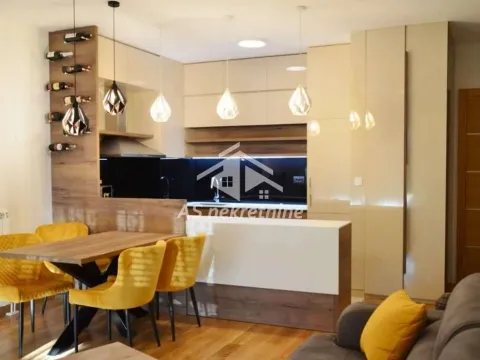 Izdavanje, dvosoban stan, 61m², Novi Beograd Blok 65, Novi Beograd Sve Podlokacije - image 10